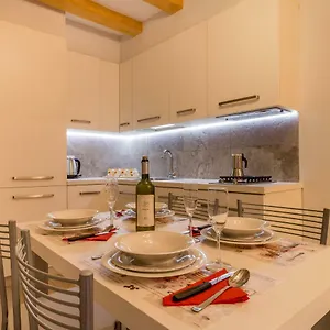  Appartement Bragora 3524 Between San Marco And Biennale